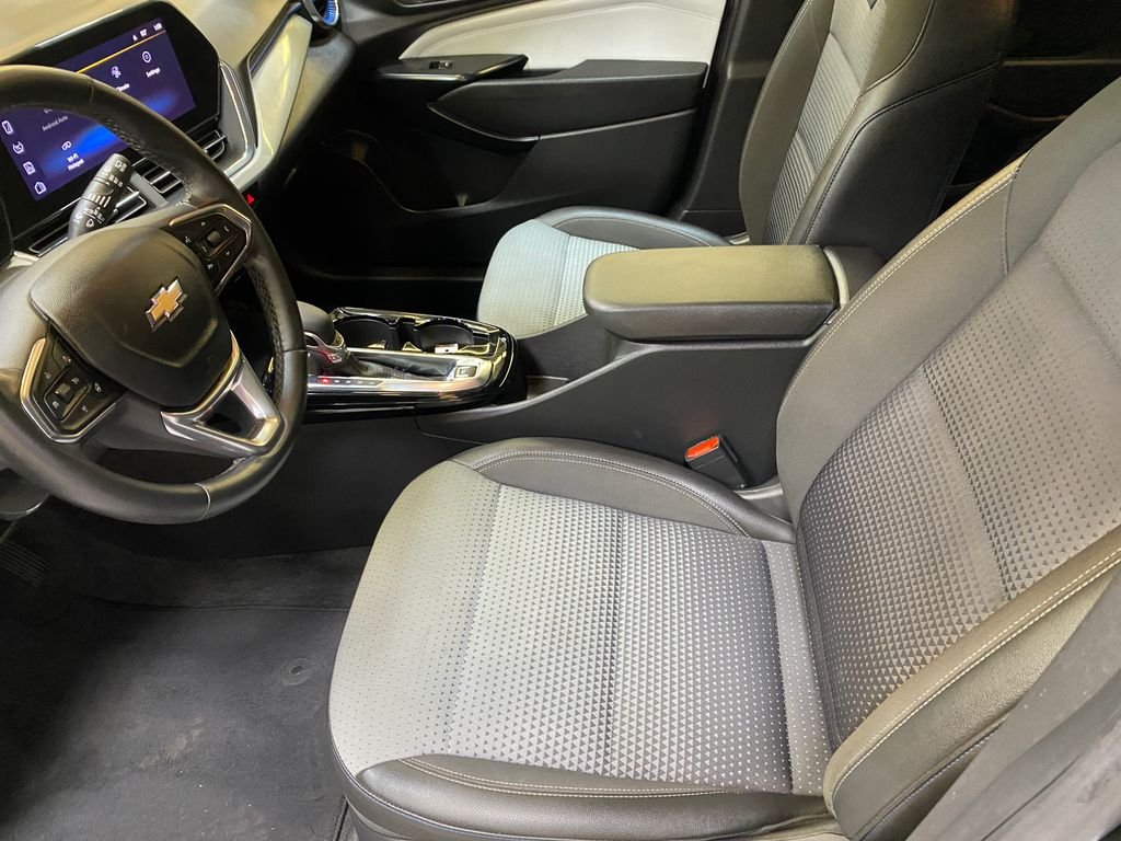 Used 2025 Black Chevrolet LT image 19