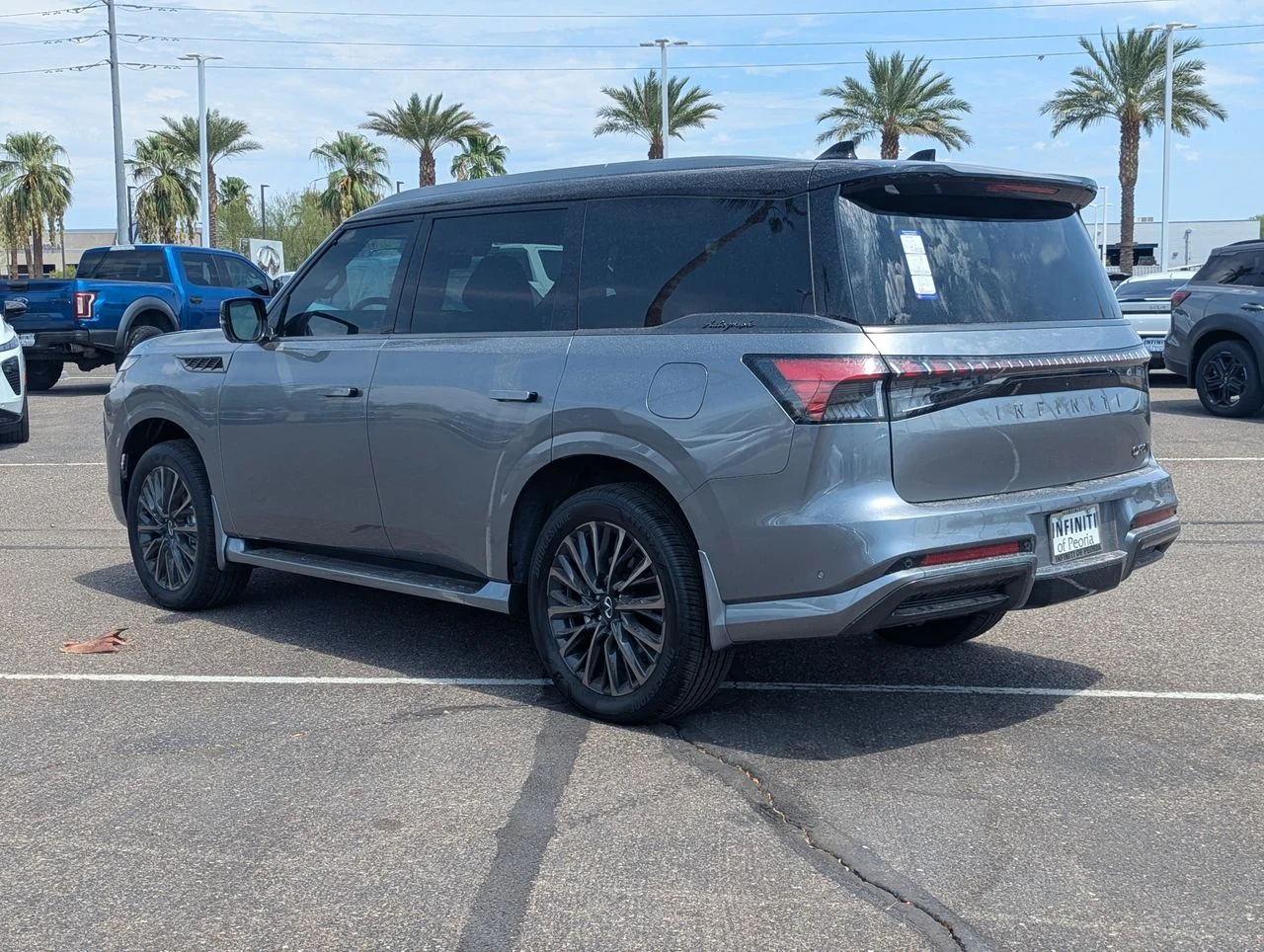 New 2027 2T DYNAMIC META INFINITI Autograph 4WD image 3
