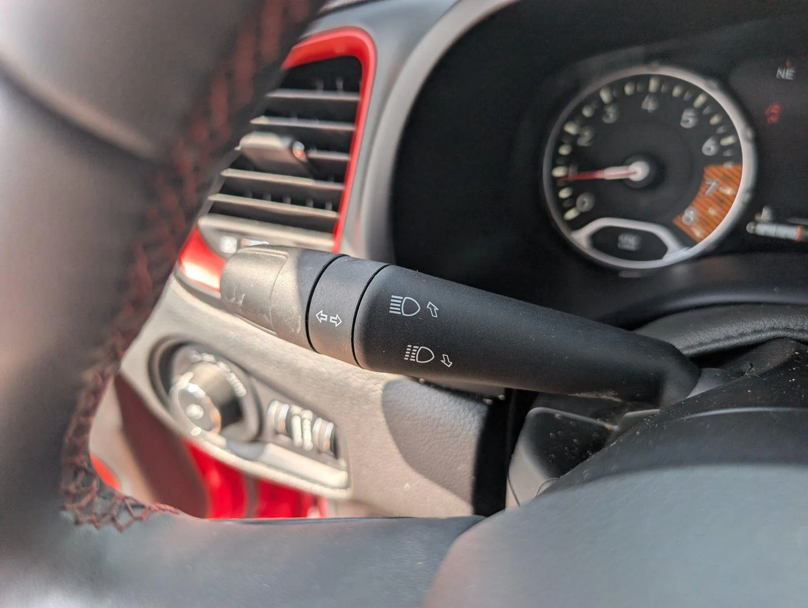Used 2023 Colorado Red Clearcoat Jeep Trailhawk image 28