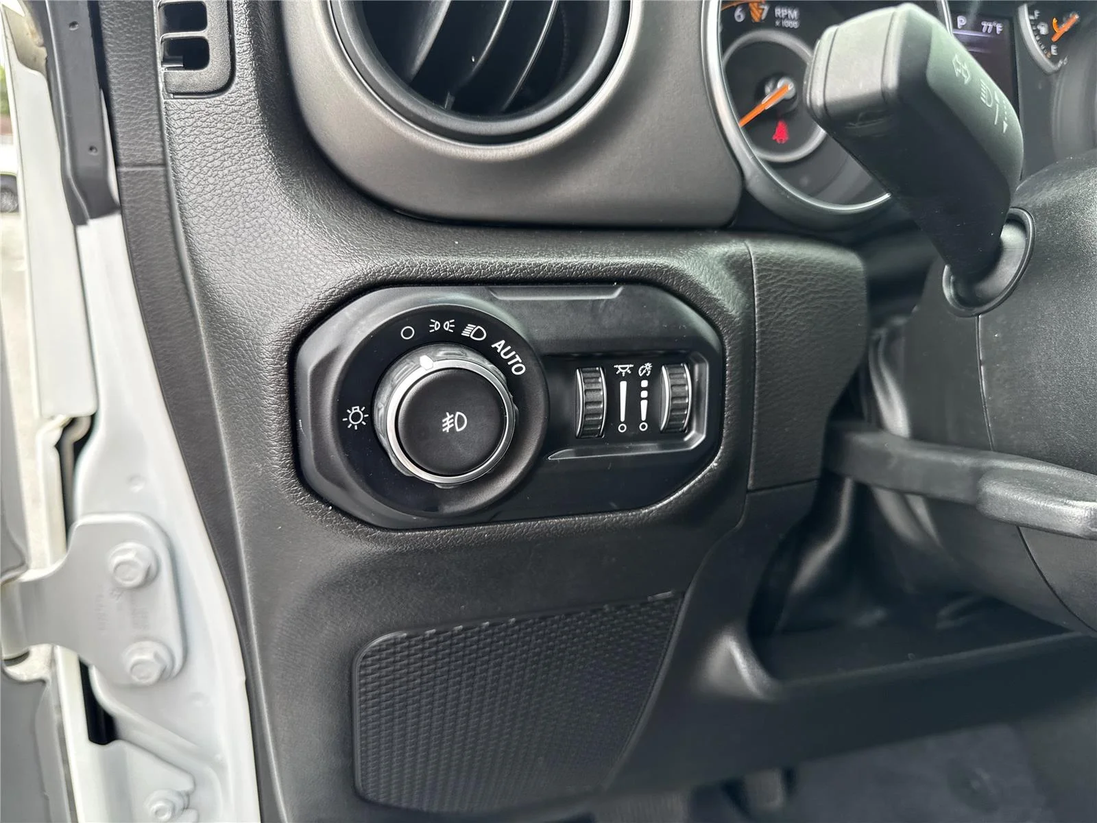 Used 2022 Bright White Clearcoat Jeep Unlimited Sport S image 20