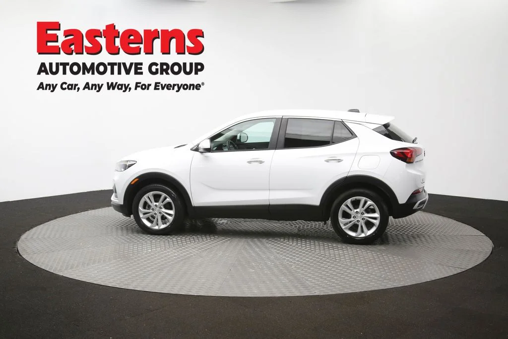 Used 2022 White Buick Preferred image 60