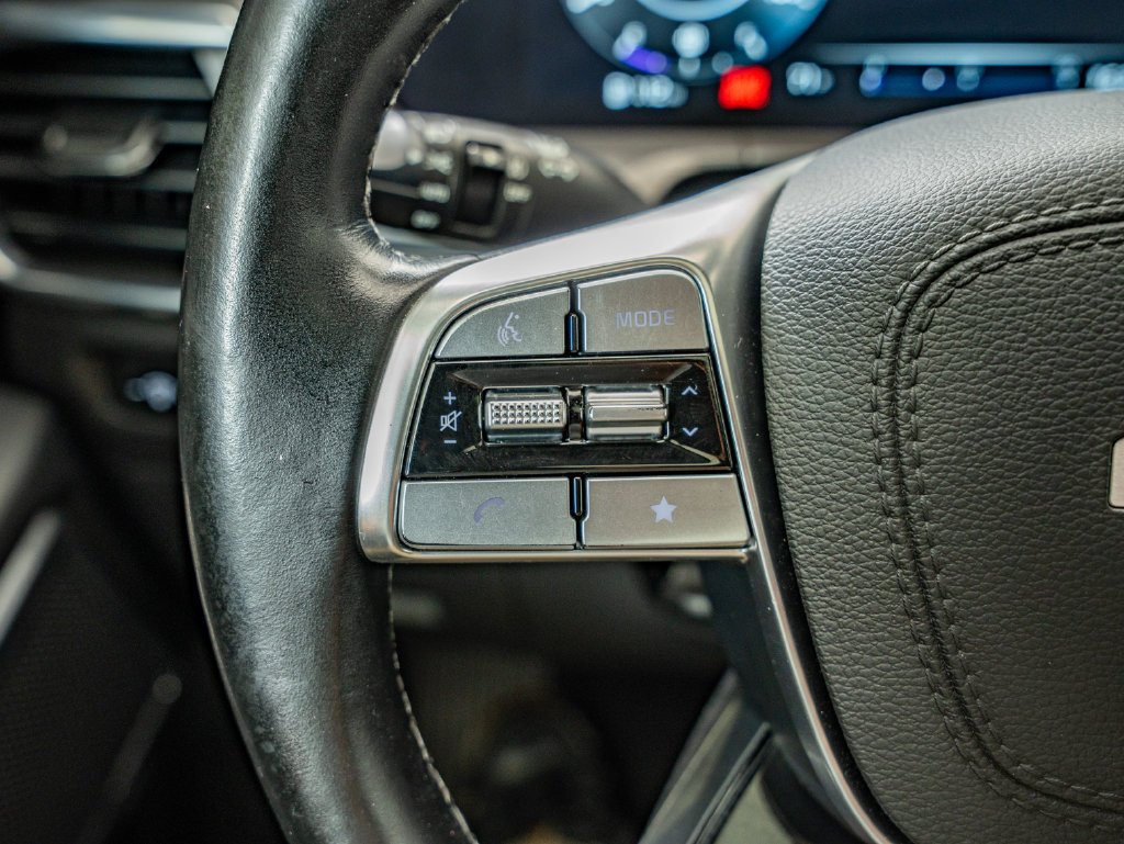 Used 2023 Wolf Gray Kia SX-Prestige X-Line image 28