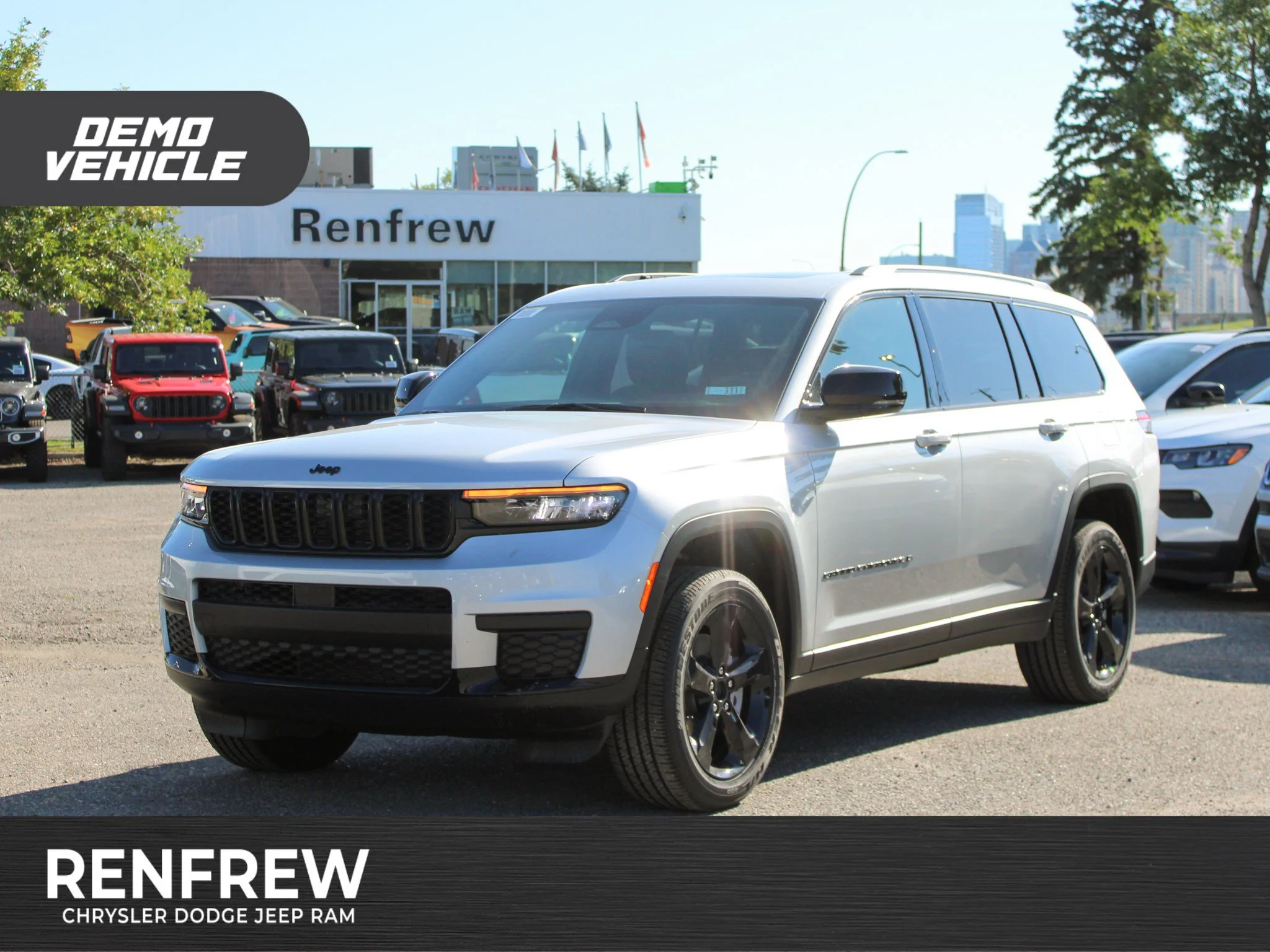Used 2025 Silver Jeep Altitude* 4x4, Sunroof, Heated Leather, Remote Start image 1