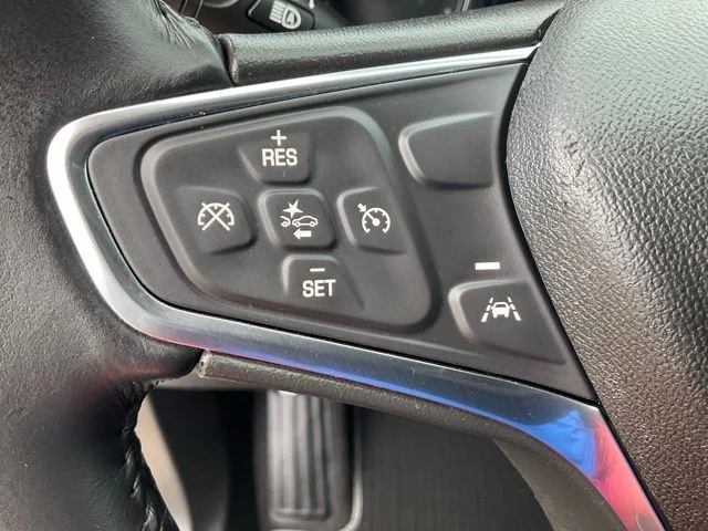 Used 2021 White Chevrolet LT image 11