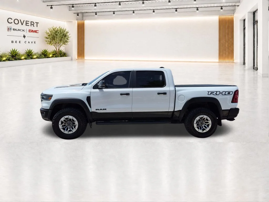 Used 2025 White Ram RHO image 9