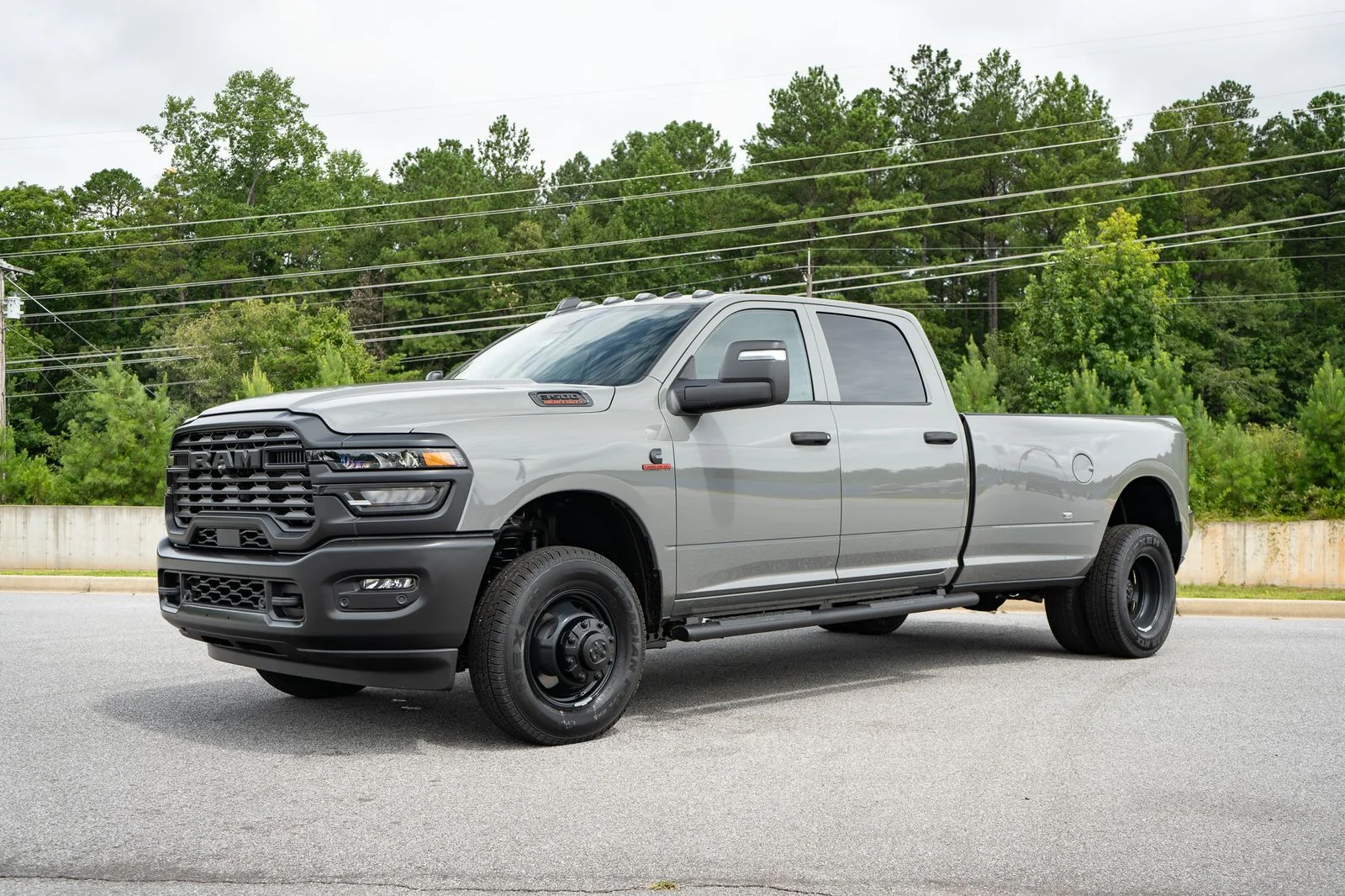 New 2026 Ceramic Gray Clear-Coat Exterior Paint RAM Tradesman image 3