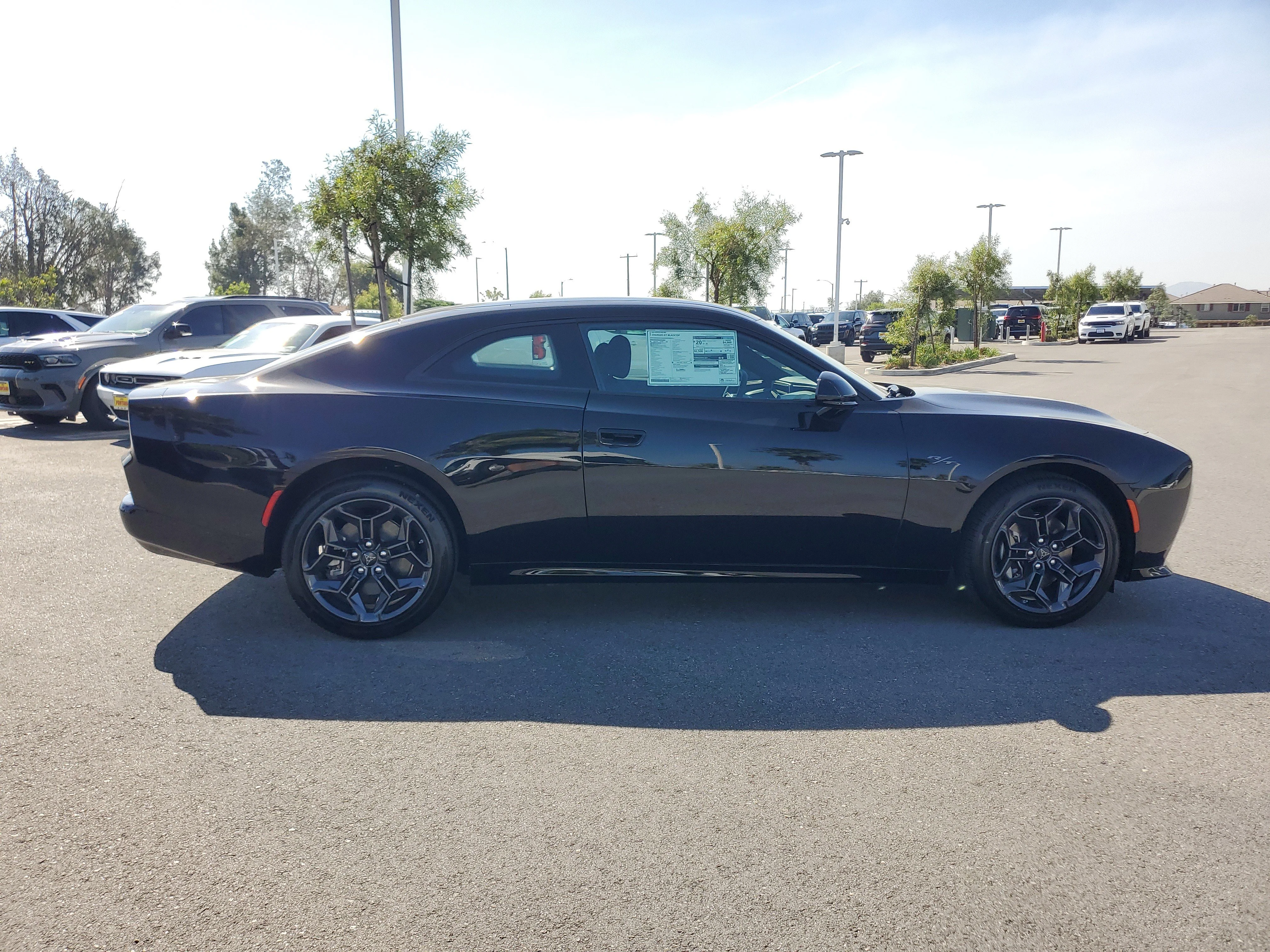 New 2026 Diamond Black Crystal Pearlcoat Dodge R/T image 7