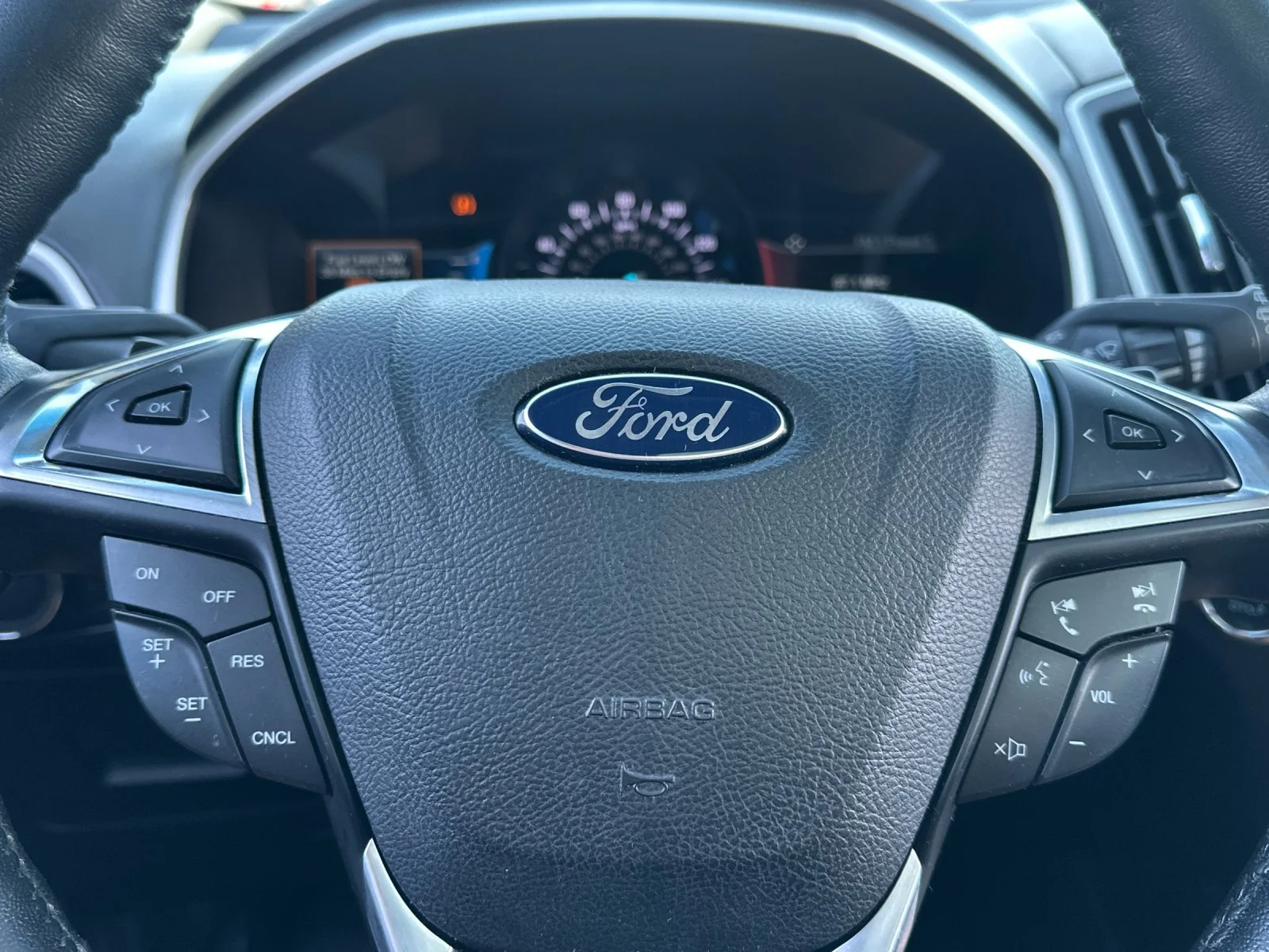 Used 2017 Red Ford SEL image 24