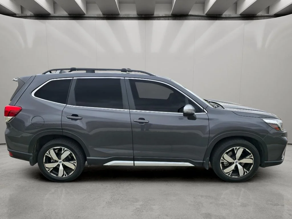 Used 2020 Magnetite Gray Metallic Subaru Touring image 6