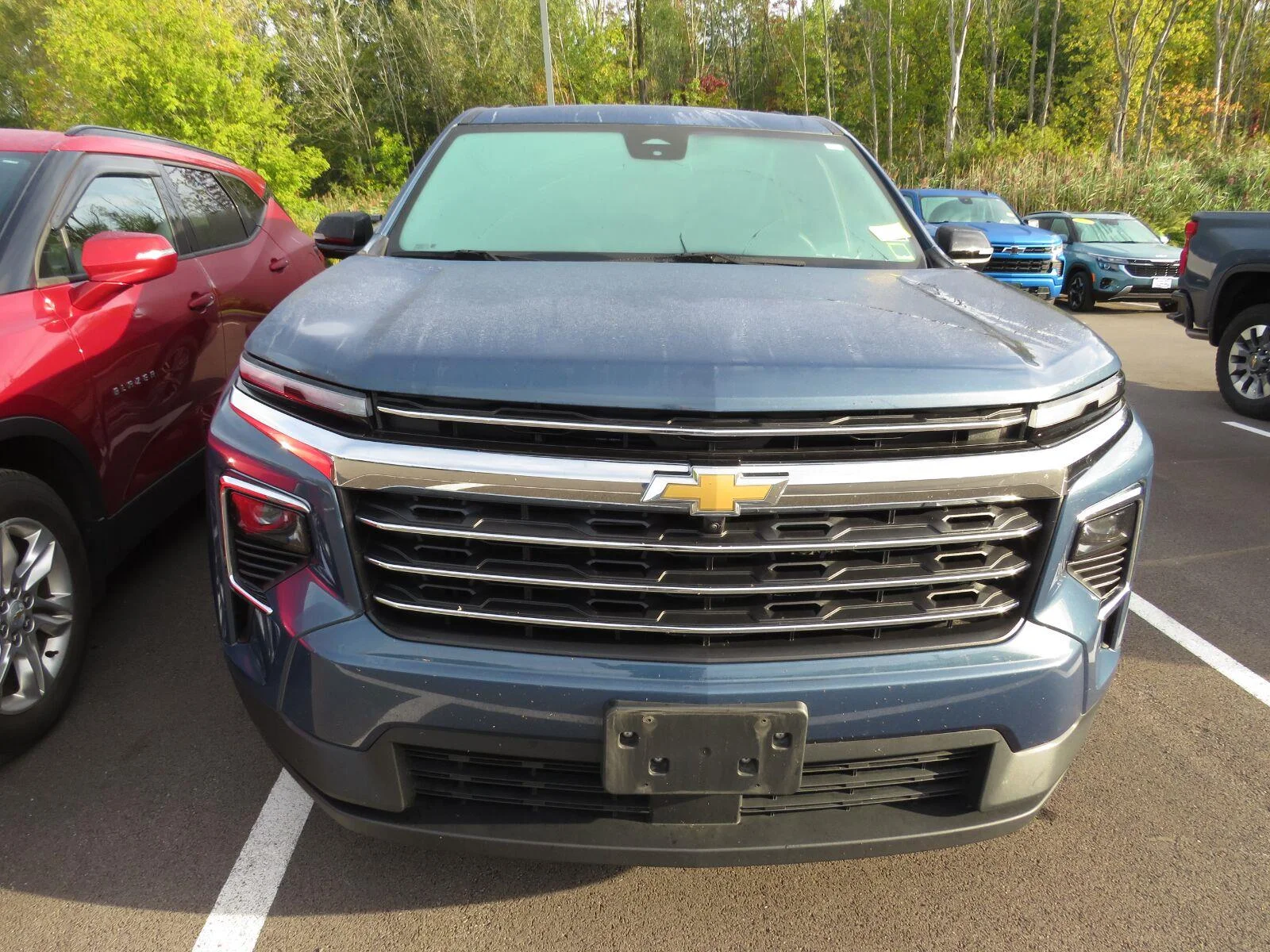 Used 2025 Lakeshore Blue Metallic Chevrolet LT image 4