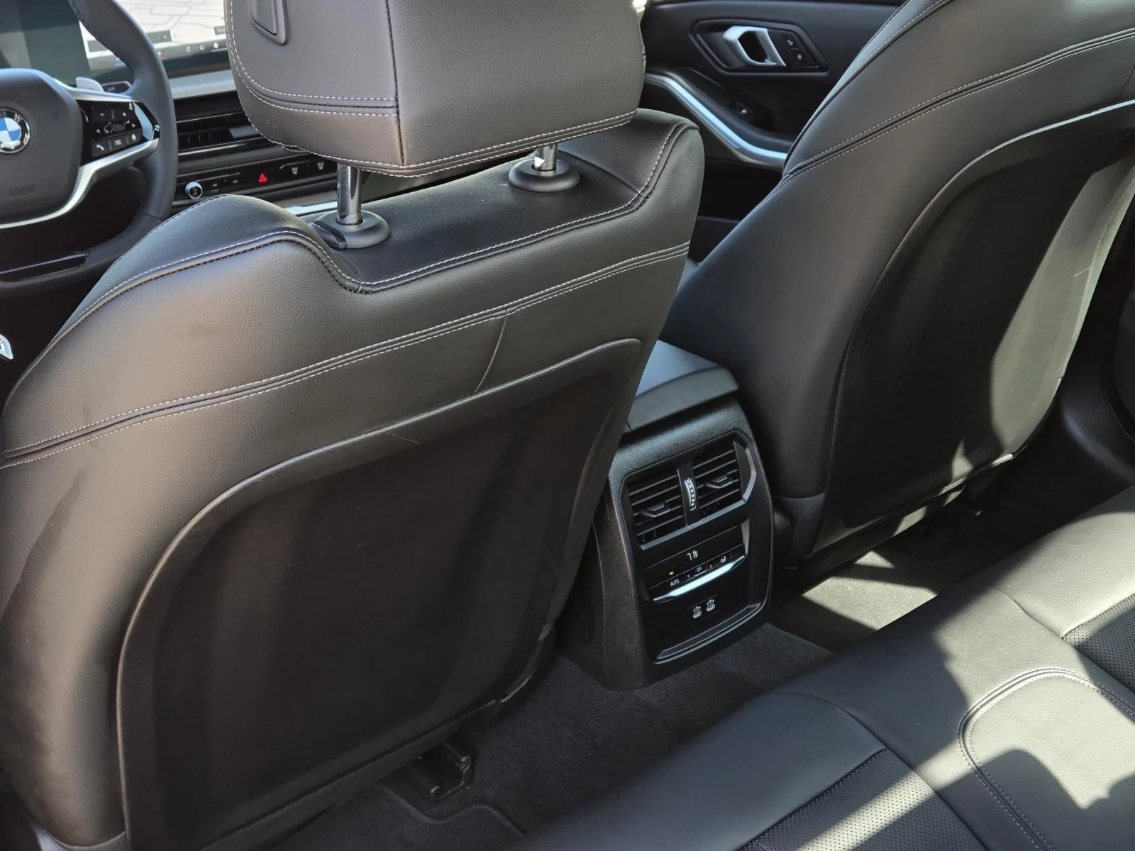 Used 2025 BLACK BMW 330i image 34