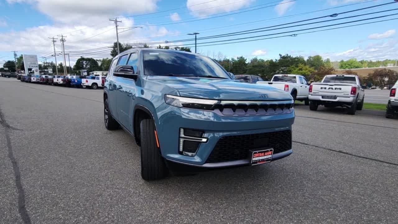 2026 Jeep Grand Wagoneer Limited Altitude - Photo 2