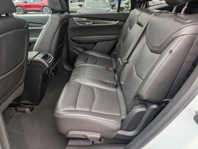 Used 2020 White Cadillac Sport image 25