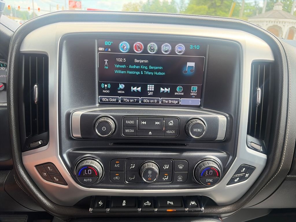 Used 2018 Gray GMC SLT image 19