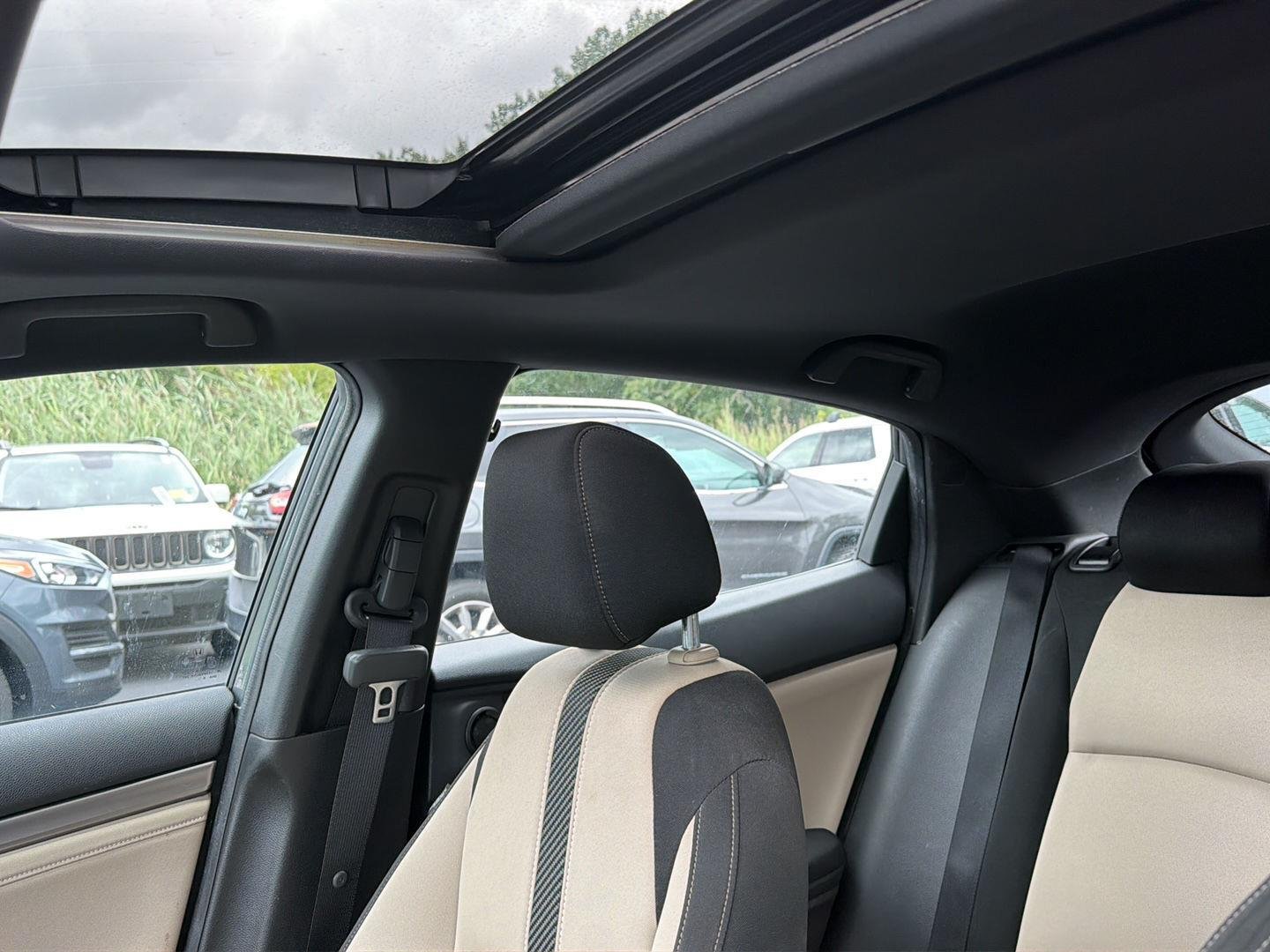 Used 2019 Polished Metal Metallic Honda EX image 8