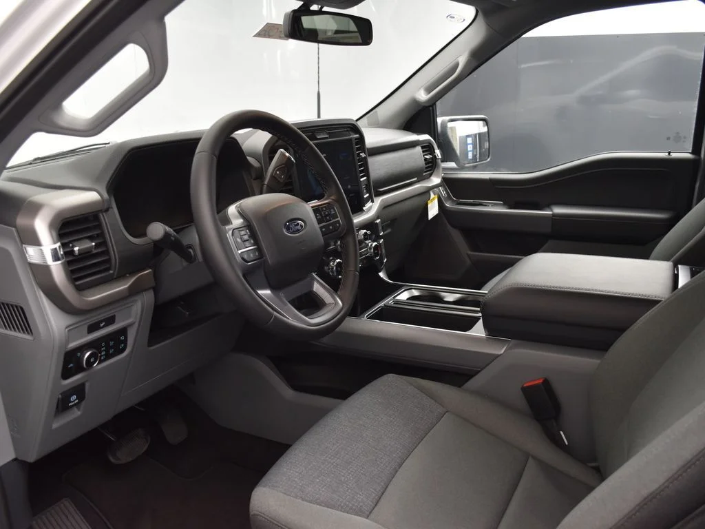 New 2026 White Ford XLT image 18