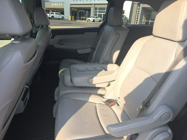 Used 2018 Gray Honda Elite image 10