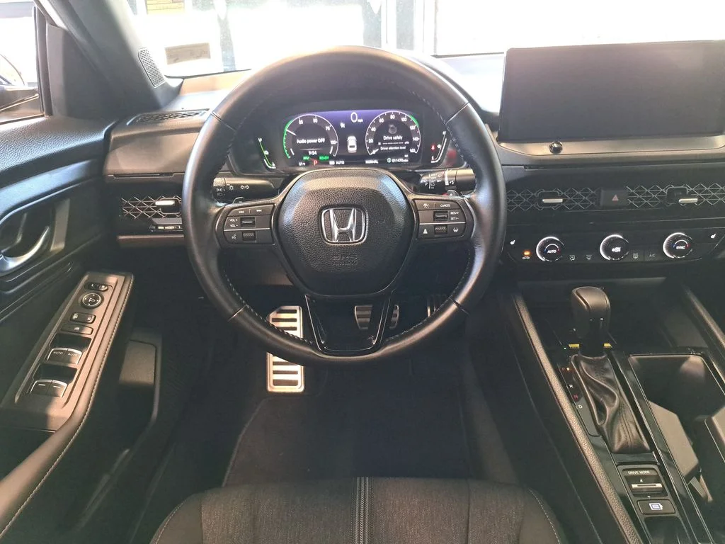 2025 Honda Accord Hybrid Sport - Photo 13