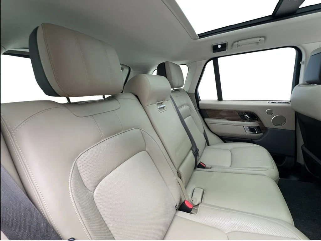 Used 2020 White Land Rover HSE image 26