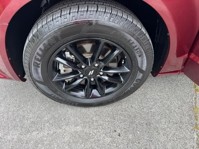 Used 2020 Red Dodge SE Plus image 17