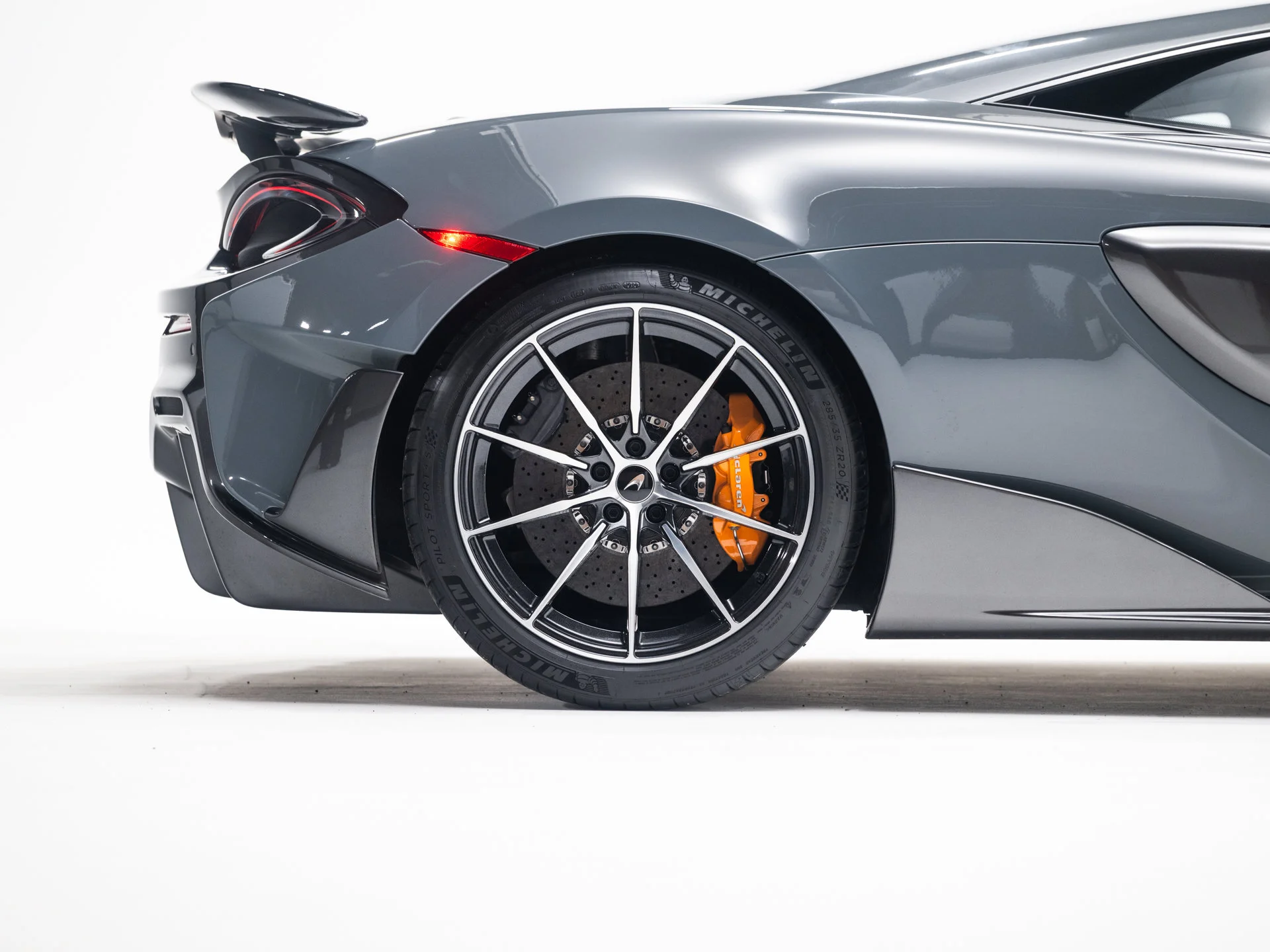 Used 2019 Chicane Effect McLaren Base image 12