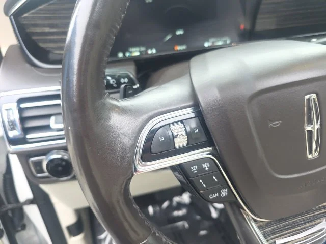 Used 2021 White Lincoln Black Label image 23