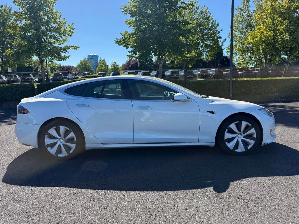 Used 2020 Pearl White Multi-Coat Tesla Long Range Plus image 8