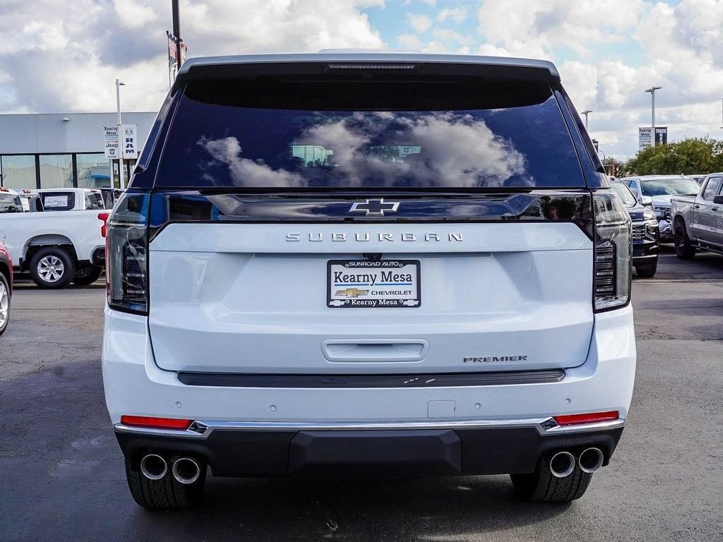 2026 Chevrolet Suburban Premier - Photo 7