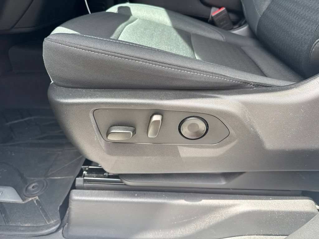 Used 2024 Summit White Chevrolet Custom Trail Boss image 14