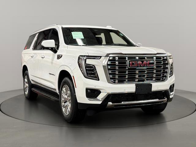 2025 GMC Yukon Denali AWD's photo