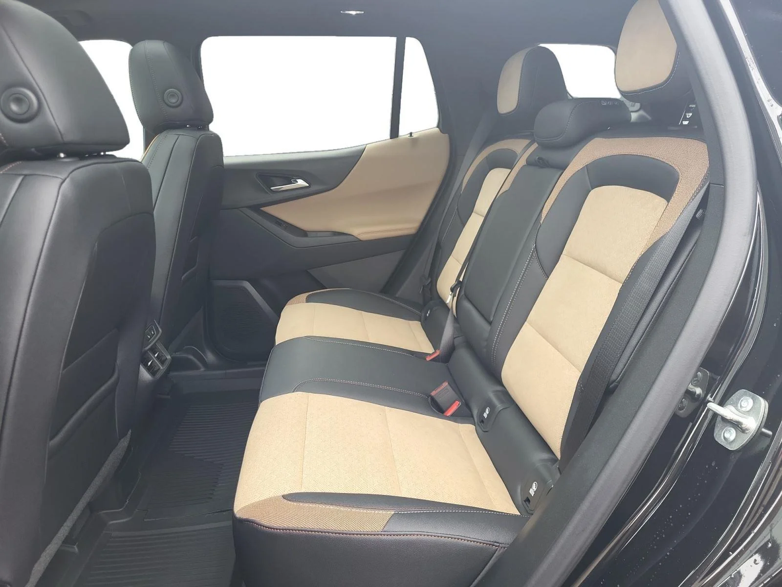 2026 Chevrolet Equinox ACTIV - Photo 21