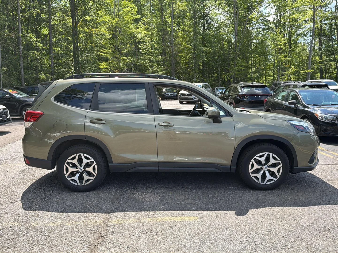 Used 2024 Autumn Green Metallic Subaru Premium image 7