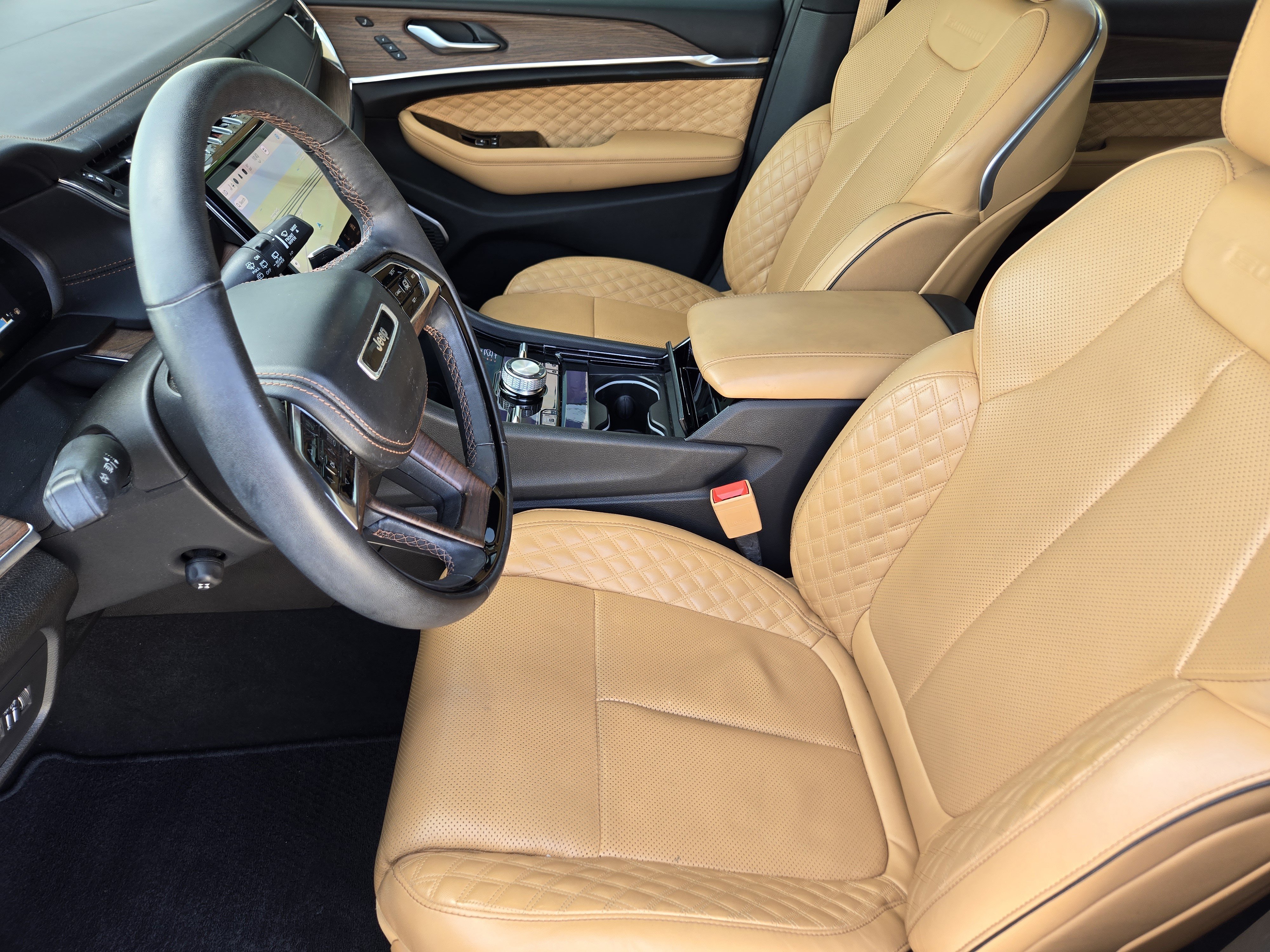 Used 2023 Bright White Clearcoat Jeep Summit image 15