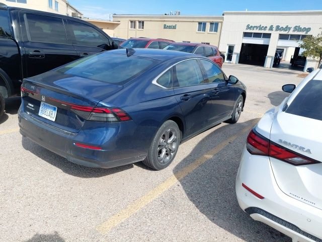 Used 2024 Canyon River Blue Metallic Honda EX image 2