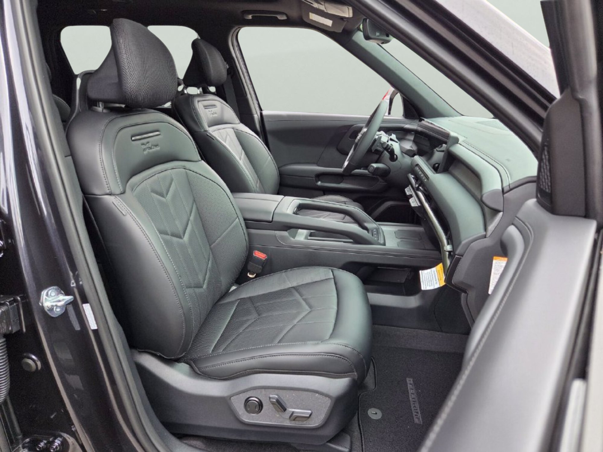 New 2027 Panthera Metal Kia X-LINE SX image 15