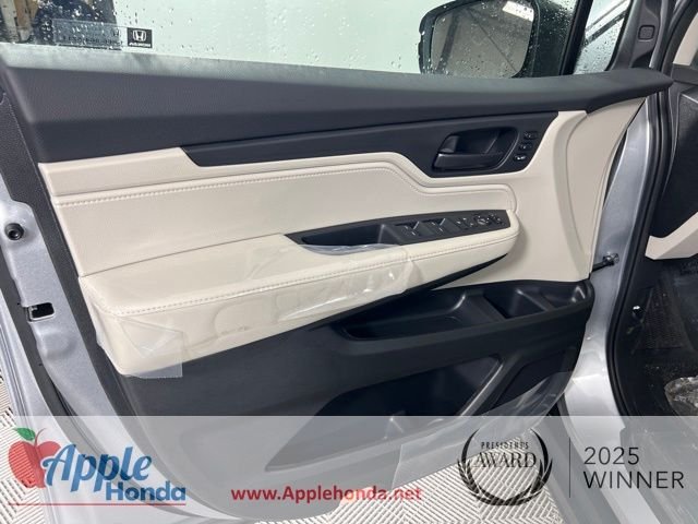 2026 Honda Odyssey EX-L - Photo 10