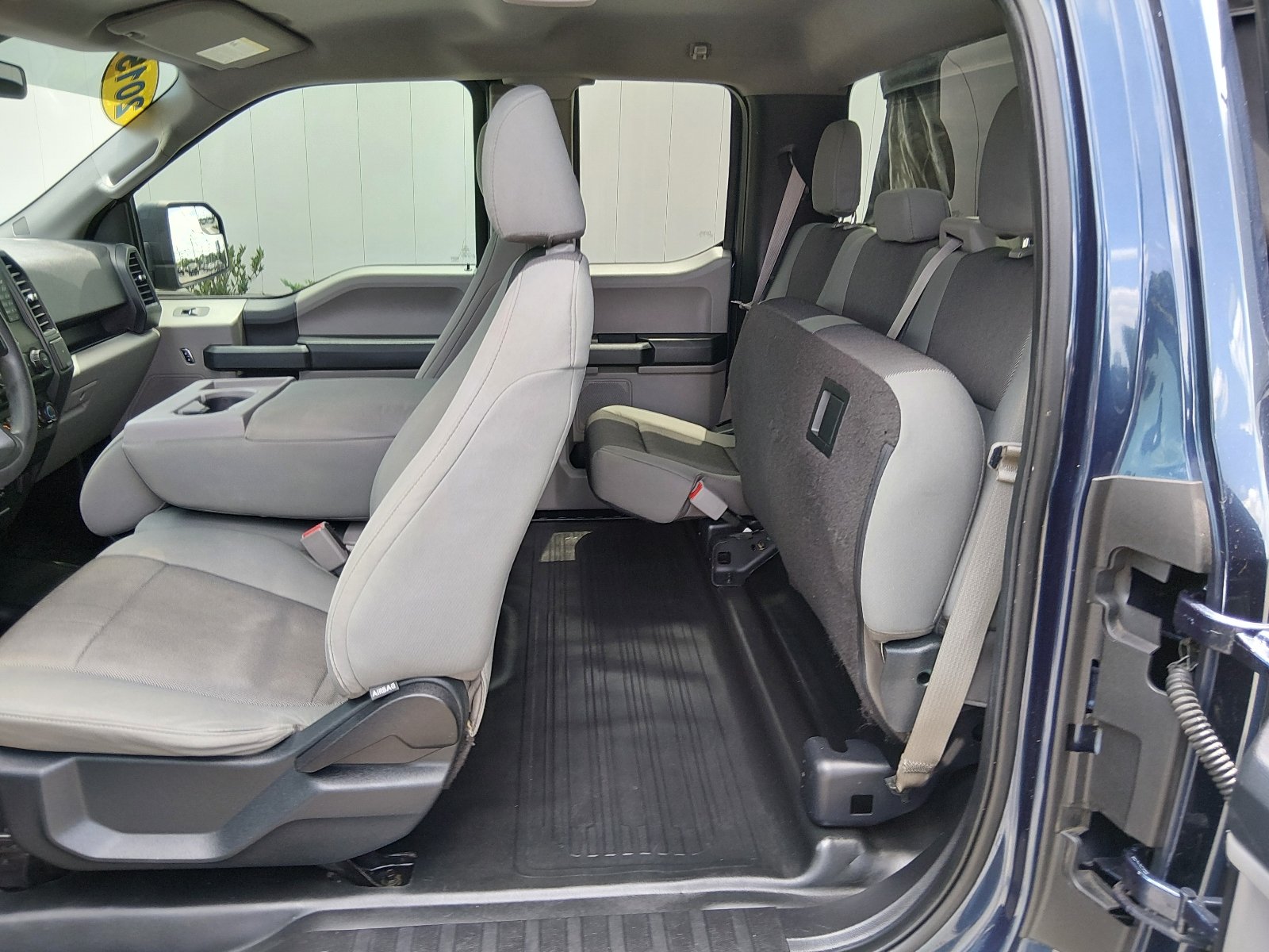 Used 2015 BLUE Ford XL image 12