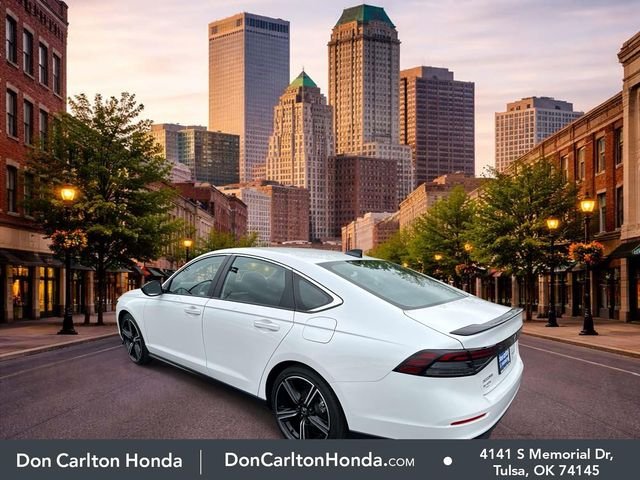Certified Used 2025 Platinum White Honda Sport image 8
