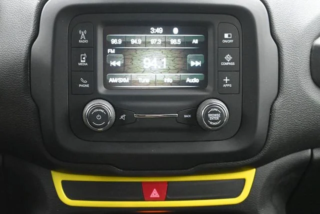 Used 2017 Blue Jeep Latitude image 21