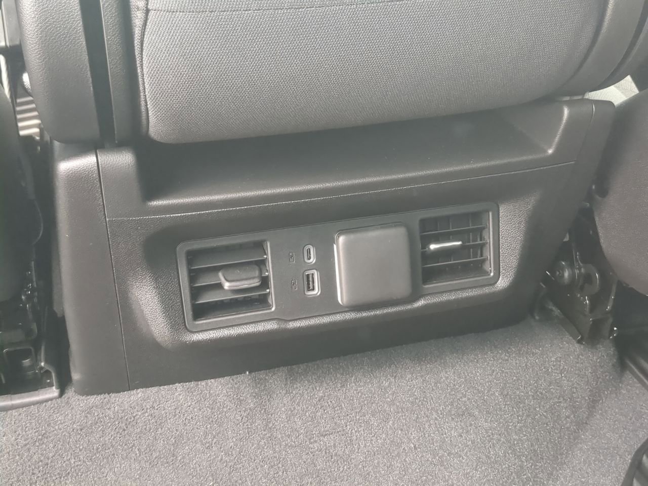 New 2026 Summit White GMC SLE image 21