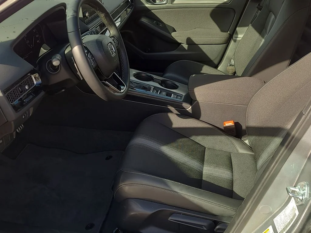 Used 2026 Black Honda Sport image 19