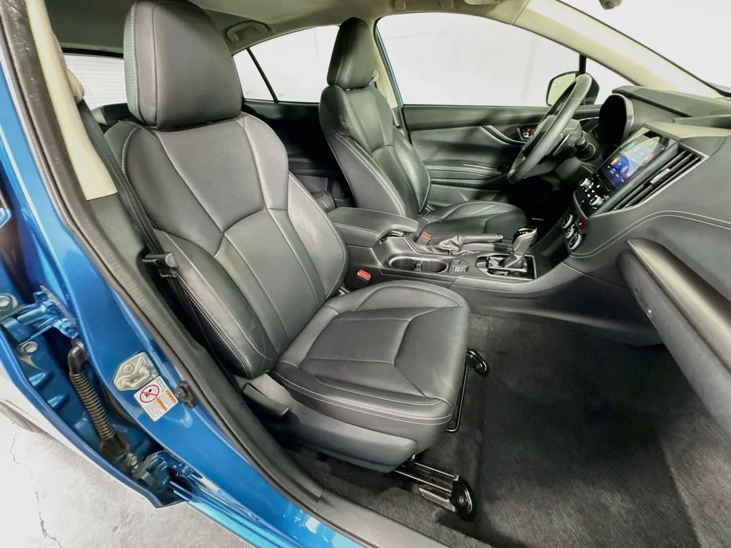Used 2019 Blue Subaru 2.0i Limited image 34