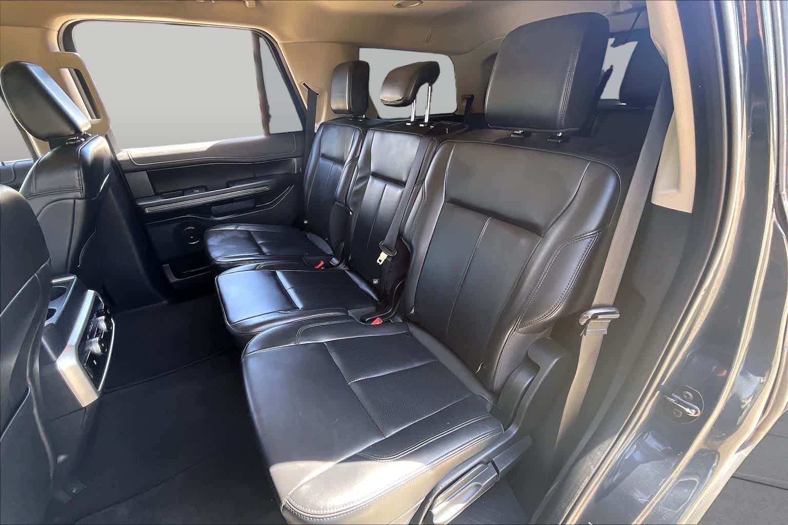 Used 2024 Stone Blue Metallic Ford XLT image 20