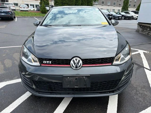 3VW4T7AU8HM040853