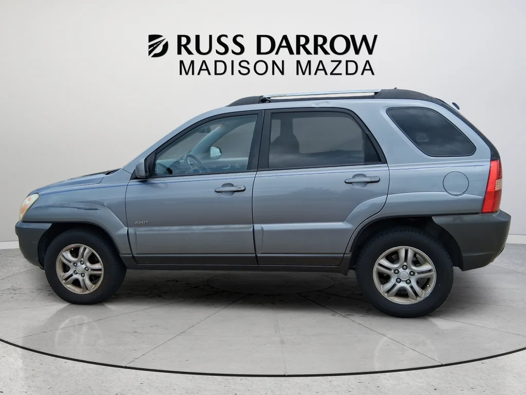 Used 2005  Kia  image 2