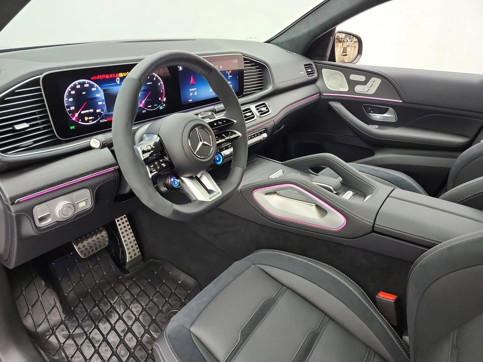Certified Used 2026 Obsidian Black Metallic Mercedes-Benz AMG® GLE 53 4MATIC+ Coupe image 10