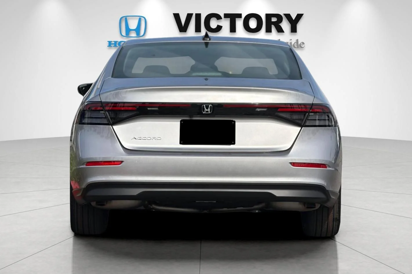 New 2026 Solar Silver Metallic Honda SE image 4