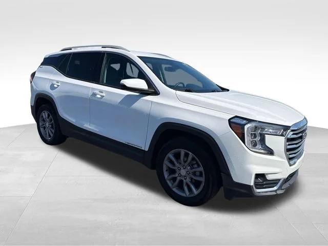 Used 2024 Summit White GMC SLT image 9