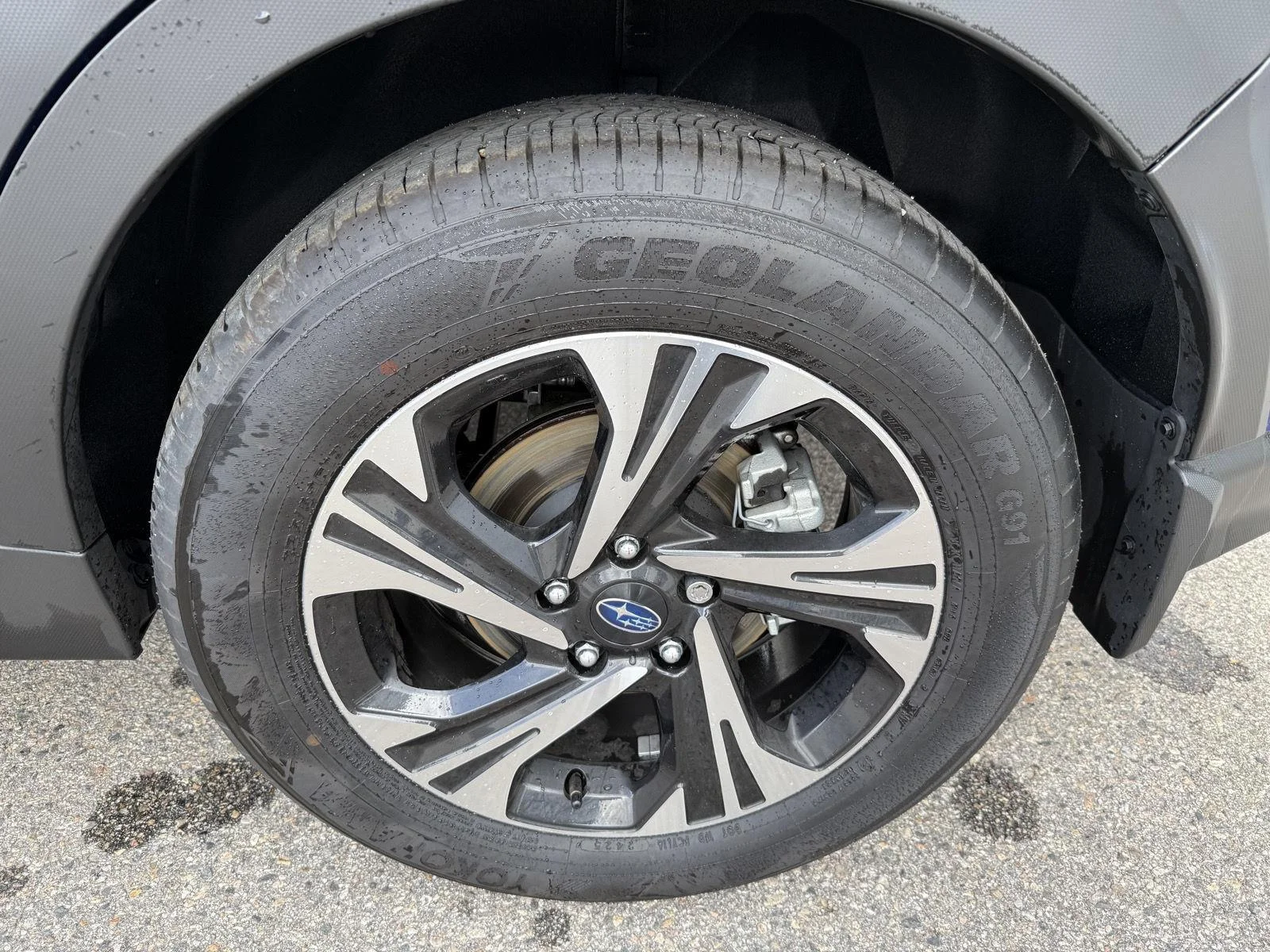 Used 2025 Sapphire Blue Pearl Subaru Premium image 5