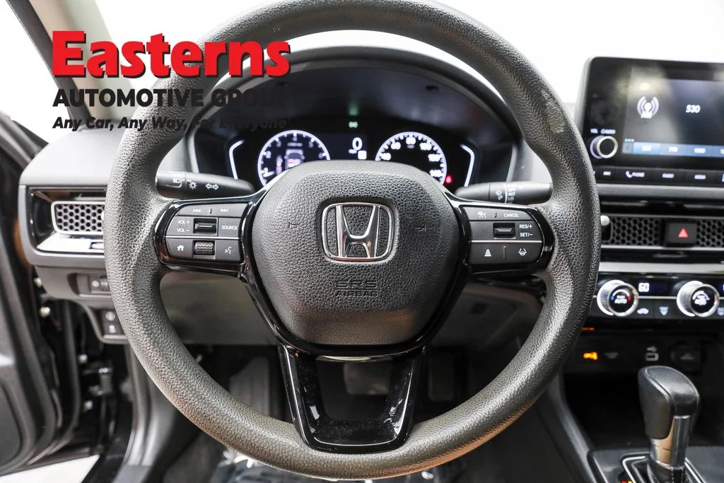 Used 2022 Black Honda LX image 10